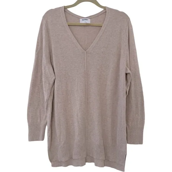 OLD NAVY • Women’s Oatmeal Beige V-Neck Tunic Sweater