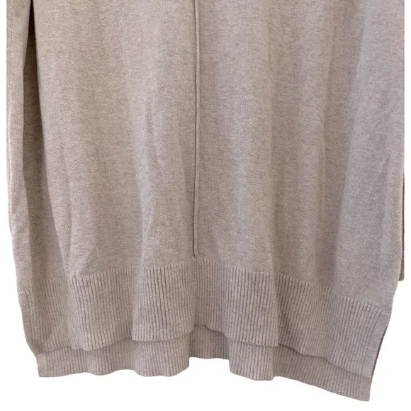 OLD NAVY • Women’s Oatmeal Beige V-Neck Tunic Sweater