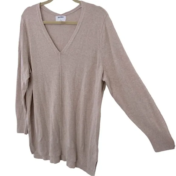 OLD NAVY • Women’s Oatmeal Beige V-Neck Tunic Sweater