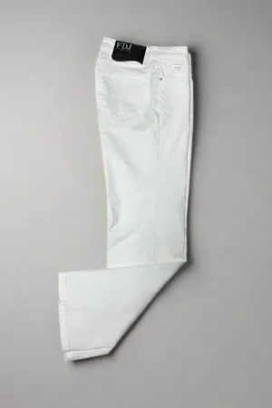 Olivia Boot Crop Pant in White