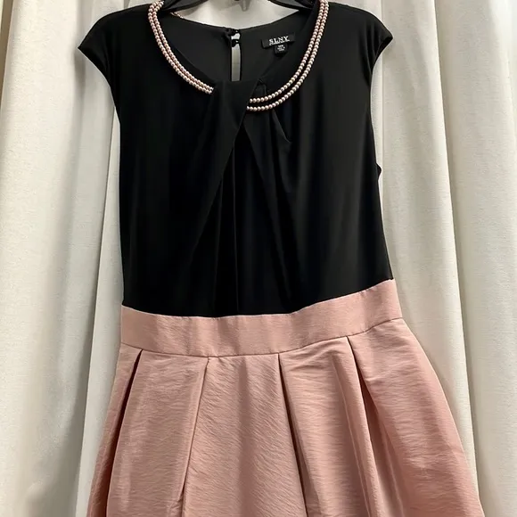 Pearl Trim Twist Belted Waist Hi-Low Fit &amp; Flare Midi Dress
