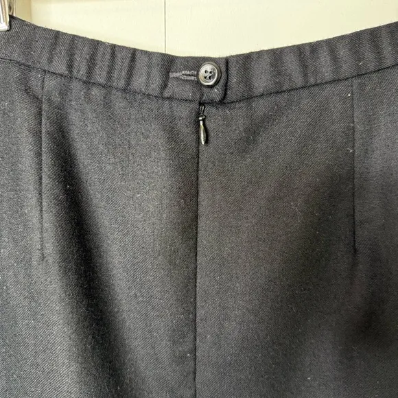 Pendelton - 100% Virgin Wool Midi Pencil Skirt Black - US 12