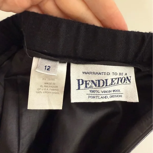 Pendelton - 100% Virgin Wool Midi Pencil Skirt Black - US 12