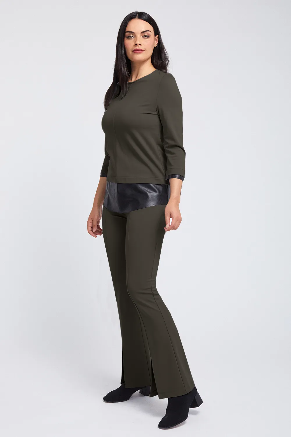 Perry Super Slim Seamed Slit Pant - Paramount Knit: FINAL SALE COLORS