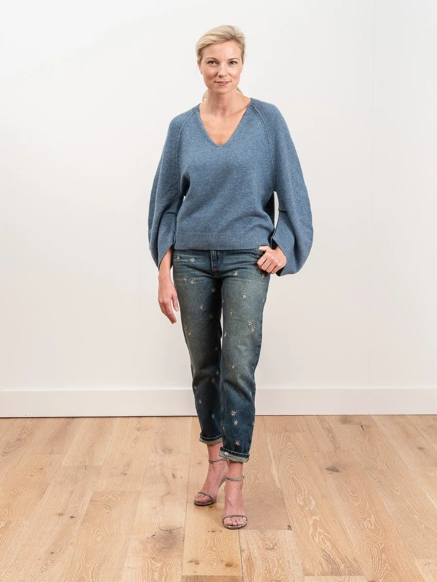 pia v-neck sweater