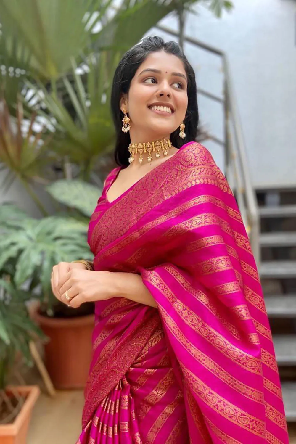 Pink Soft Silk Saree With Zari Weaving Work