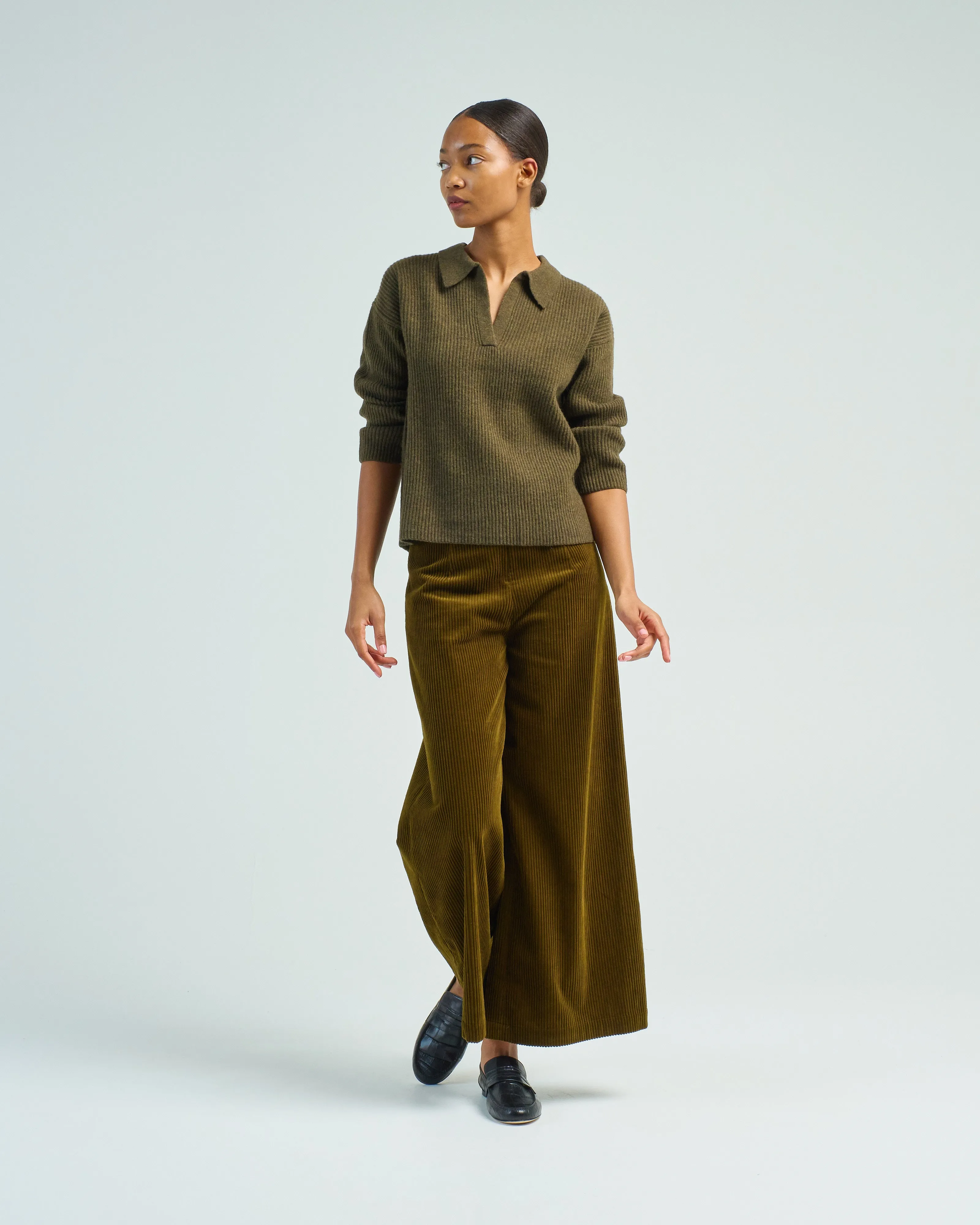 ribbed collared v-neck jumper