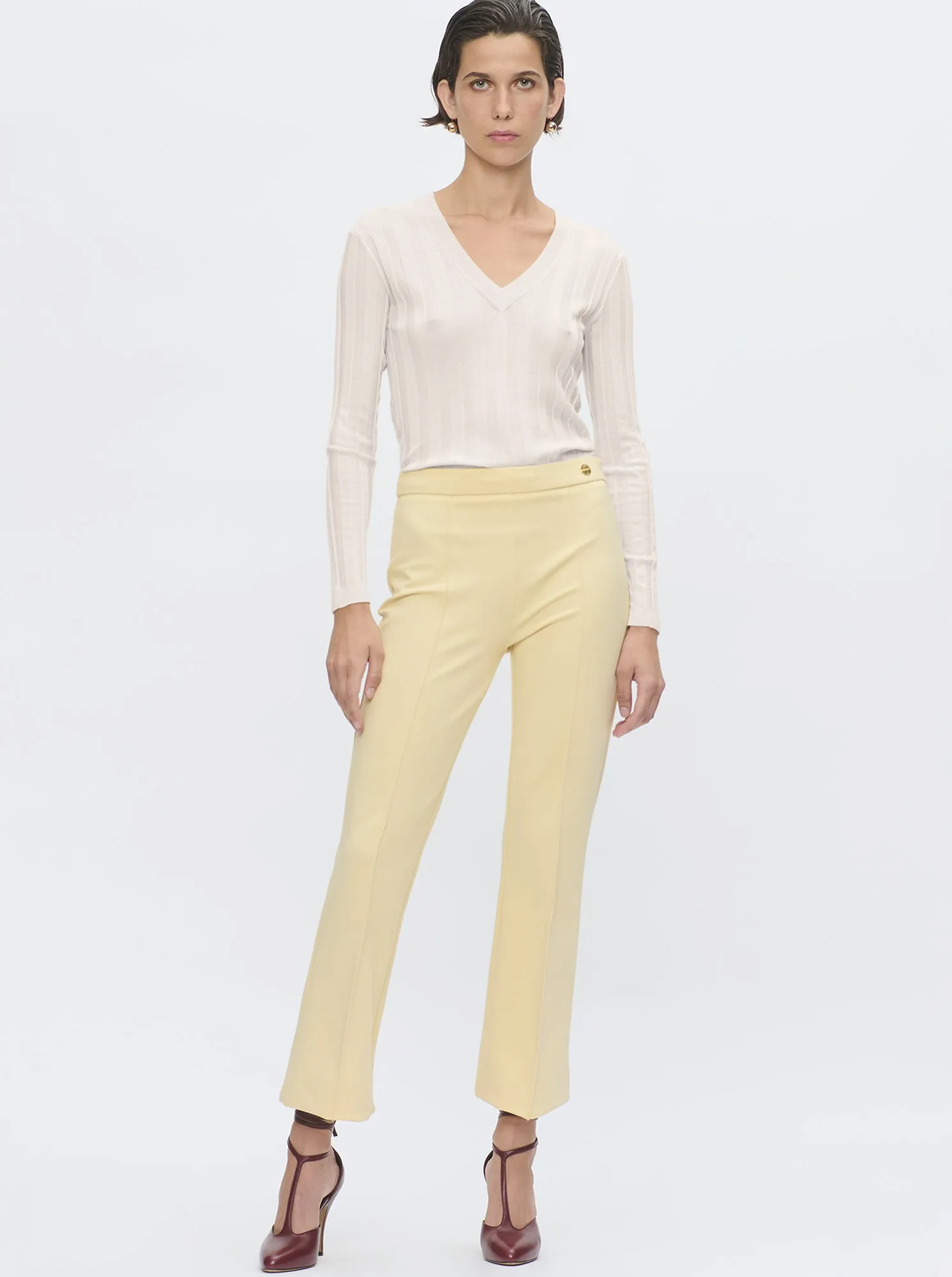 RIONE V-neck rib sweater Ivory