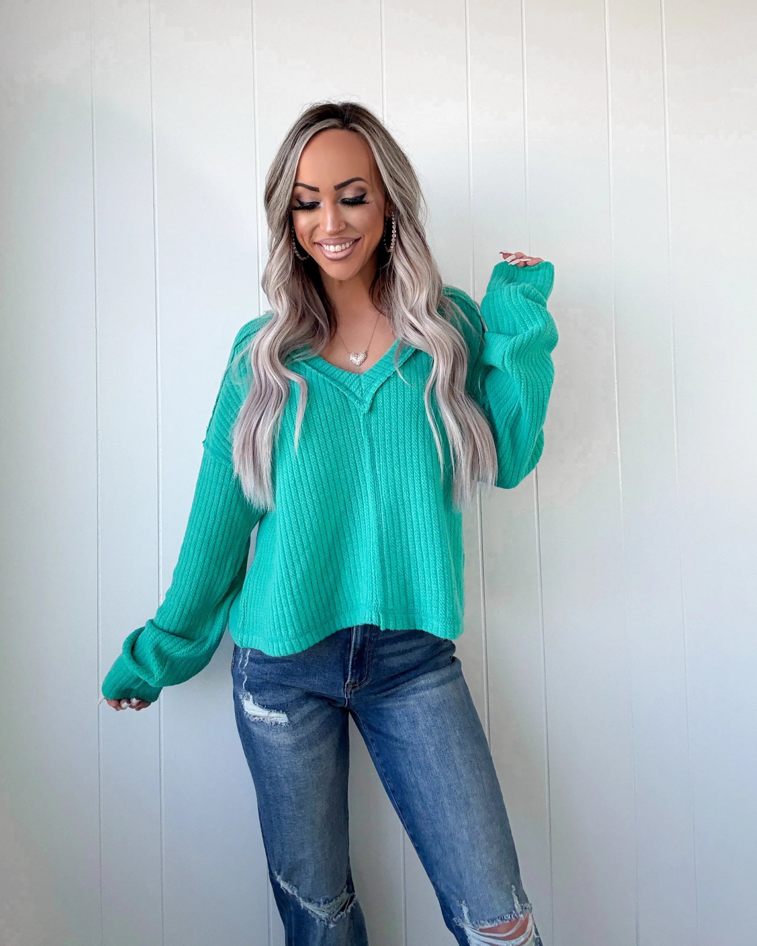 Rosy Meadows V-Neck Sweater - Seafoam
