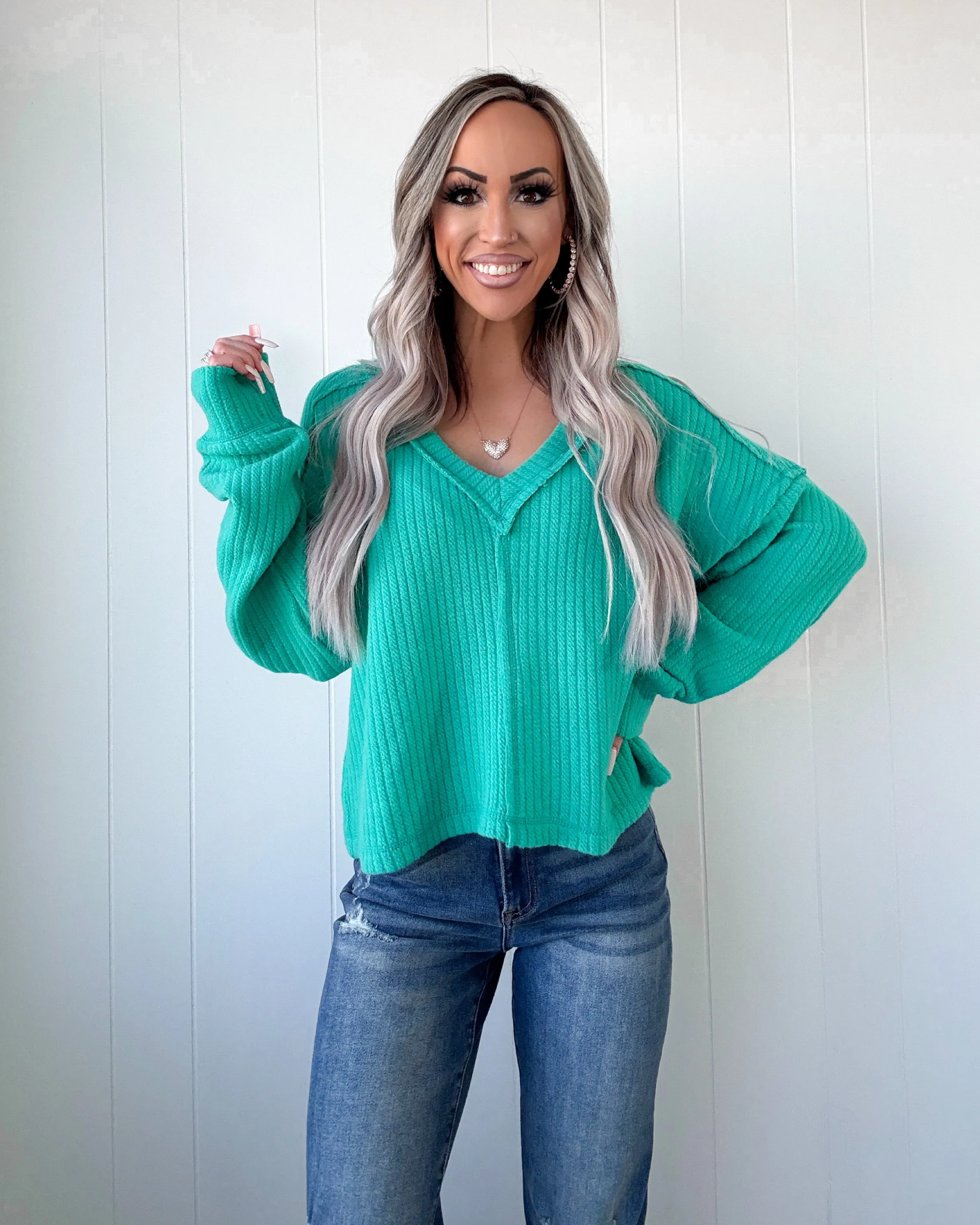 Rosy Meadows V-Neck Sweater - Seafoam