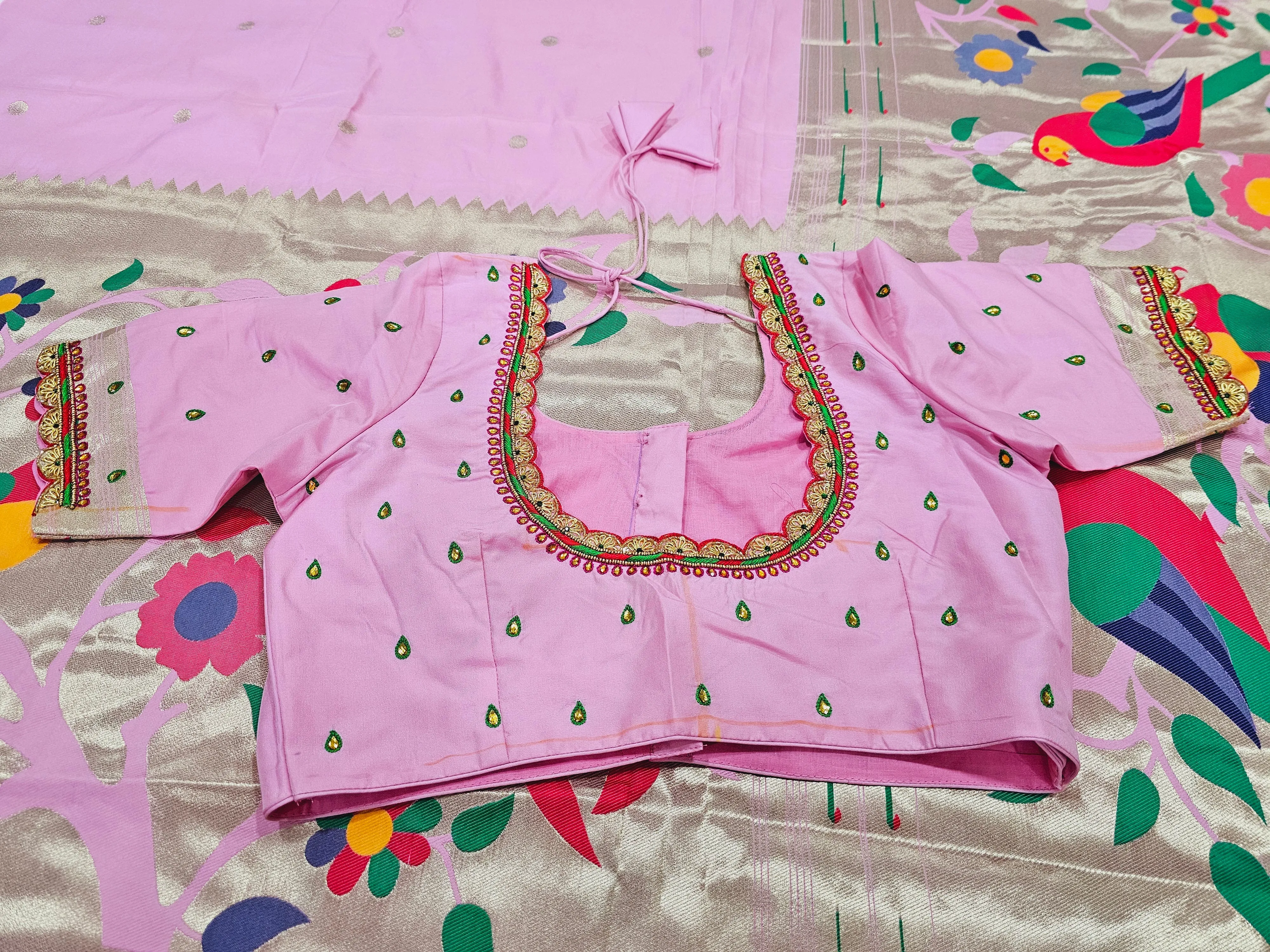 Semi Banaras Paithani saree