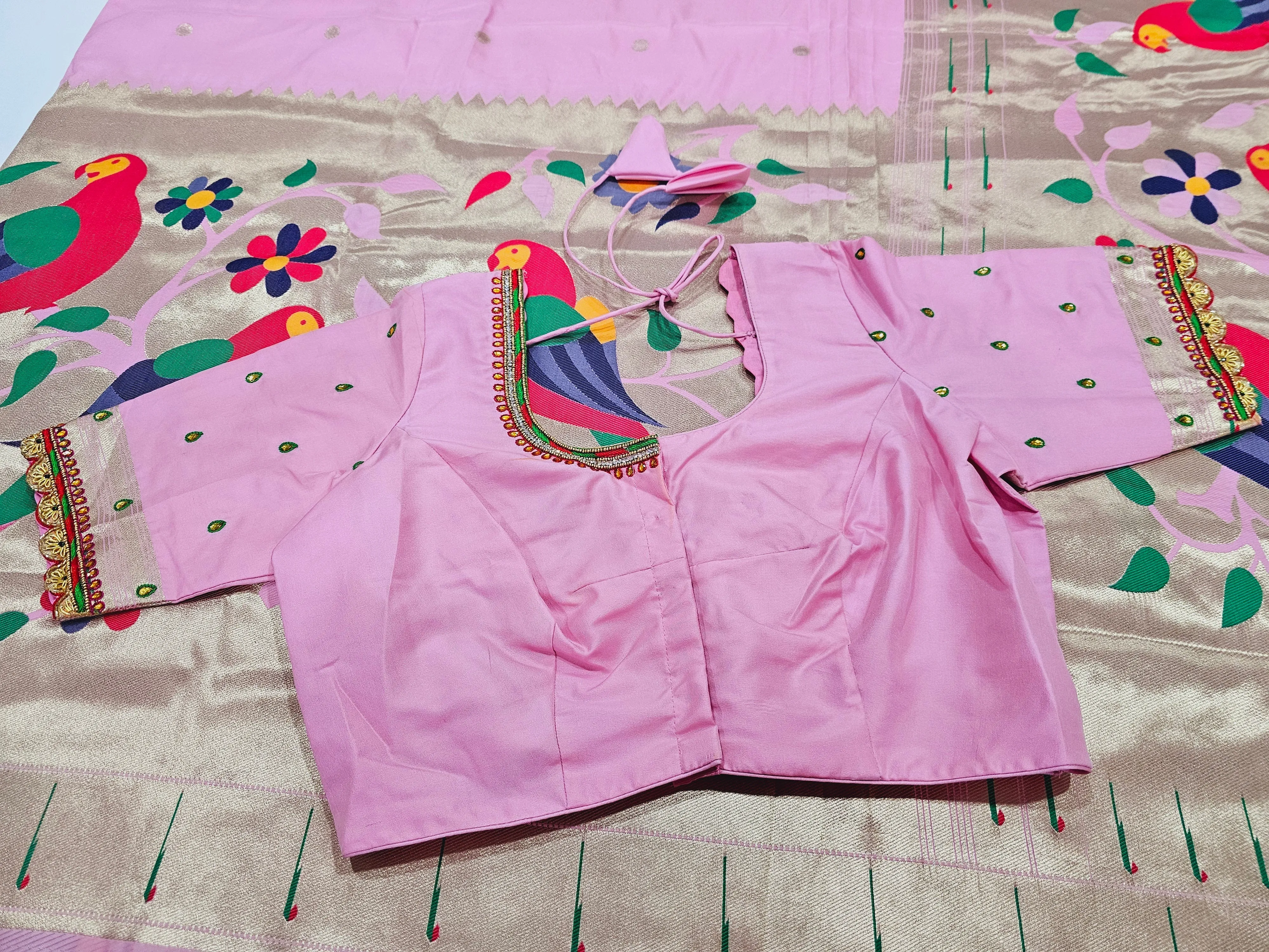 Semi Banaras Paithani saree