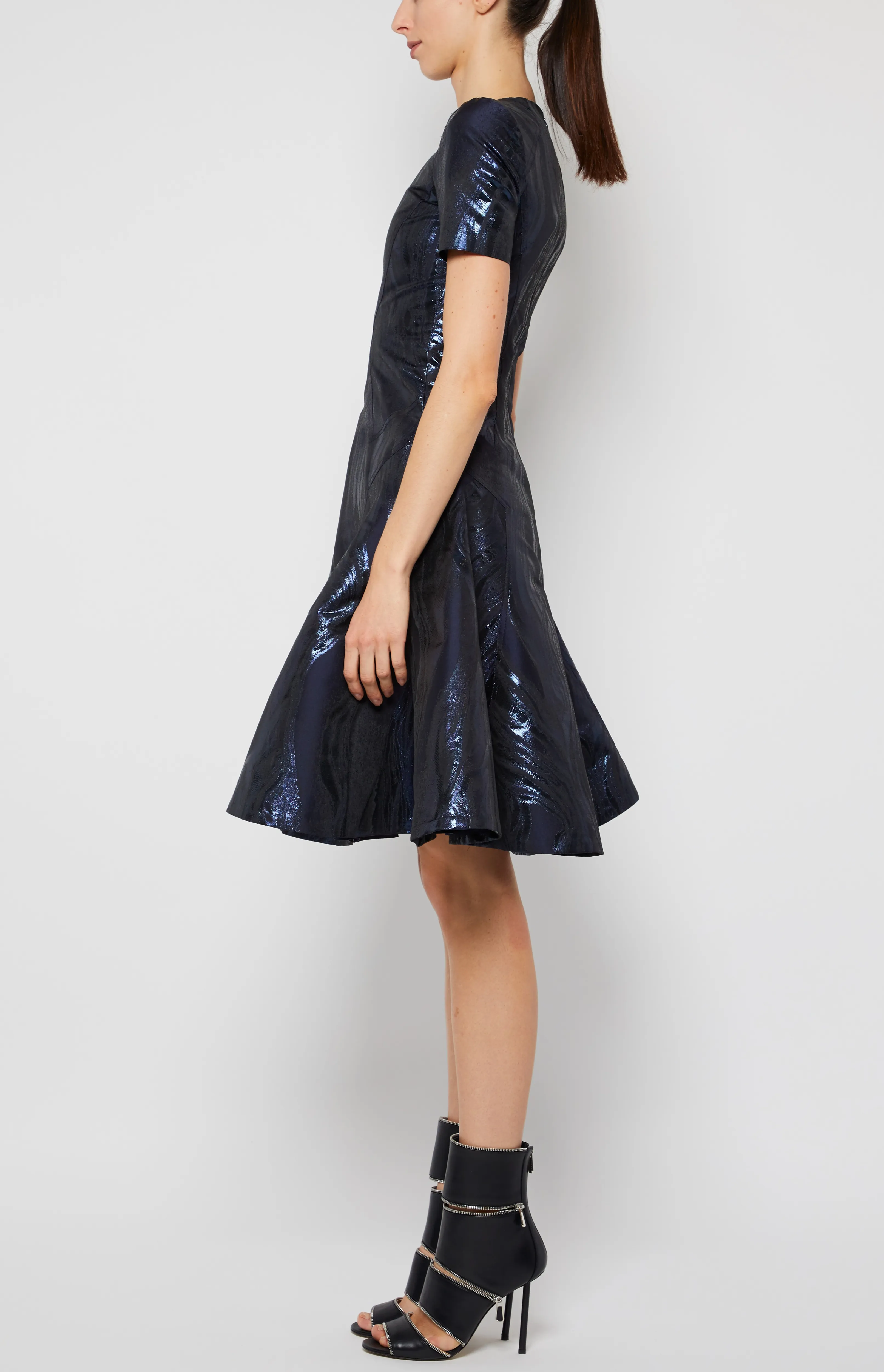 SHORT SLEEVE FIT & FLARE DRESS
