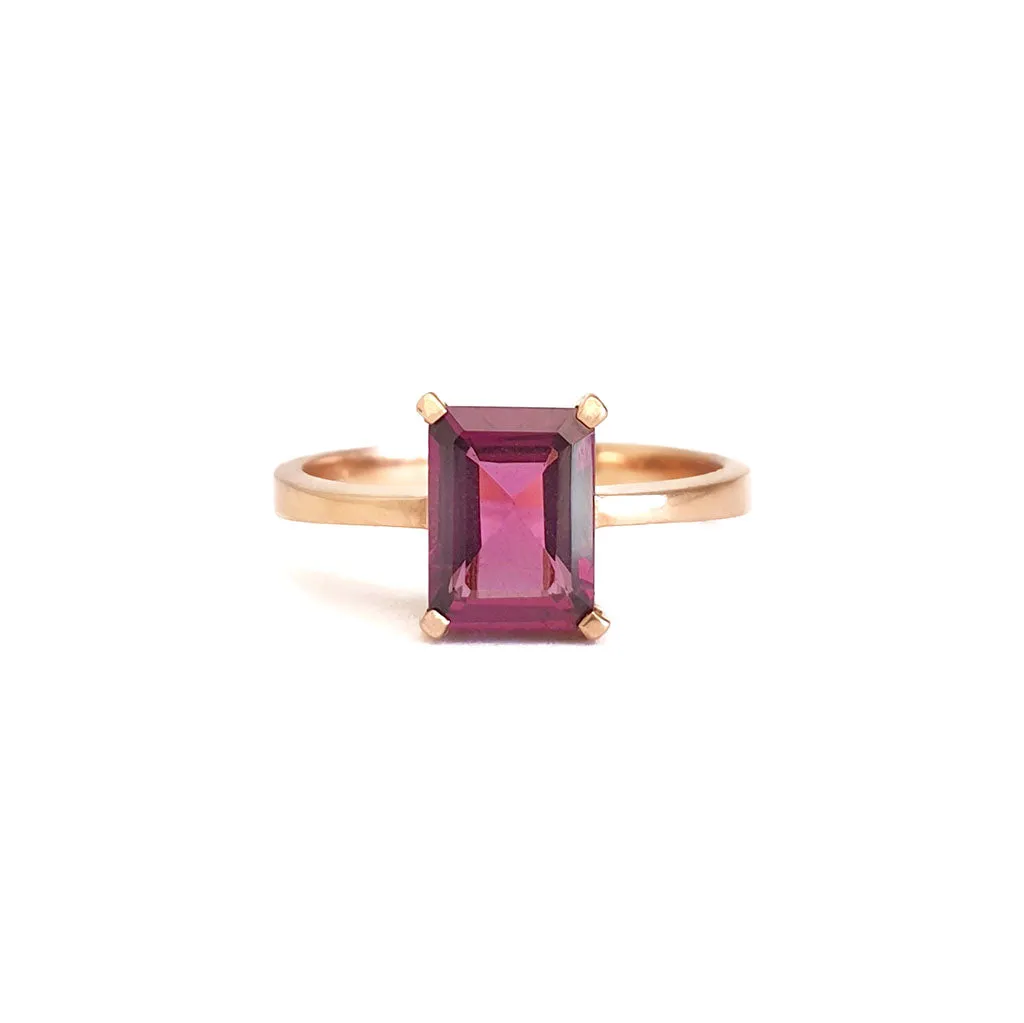 Solitaire Four Claw Emerald Cut Grape Garnet Ring