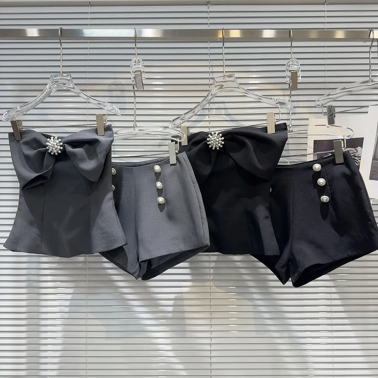 Strapless Pearls Buttons Bow Tank Top Suit