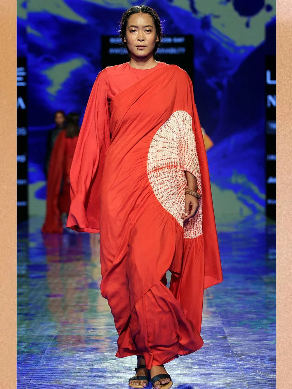 Studio Medium   I   Hands-Free Silk Saree Shibori