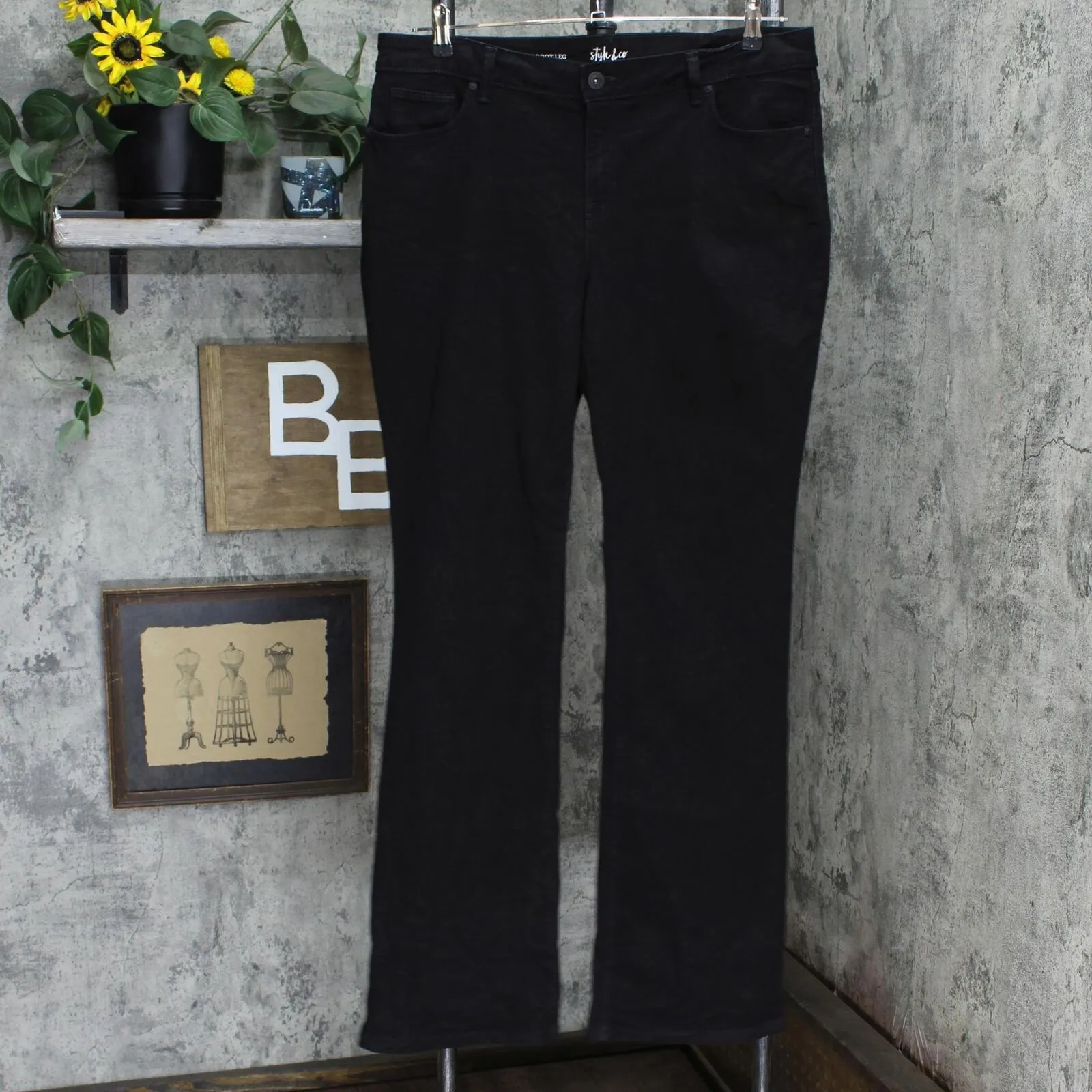 Style & Co Women's Curvy-Fit Bootcut Jeans Black 16 LONG