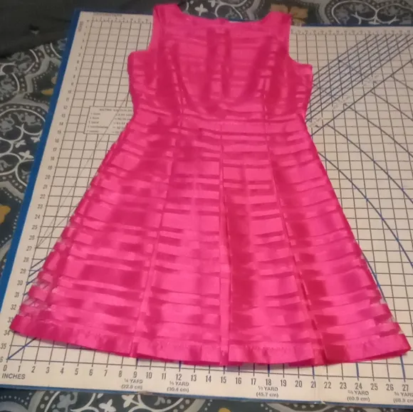 Tahari Pink Satin Striped Organza Fit &amp; Flare Women's Dress Size 8
