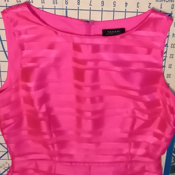 Tahari Pink Satin Striped Organza Fit &amp; Flare Women's Dress Size 8