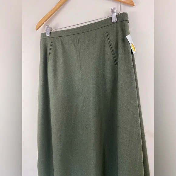Talbots Woman Loden Green Lined Wool Pencil A-Line Skirt Size 12P Petite Classic