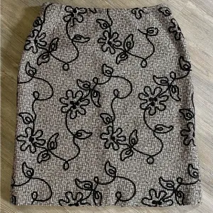 Talbots Wool Pencil Skirt with Floral Embroidery