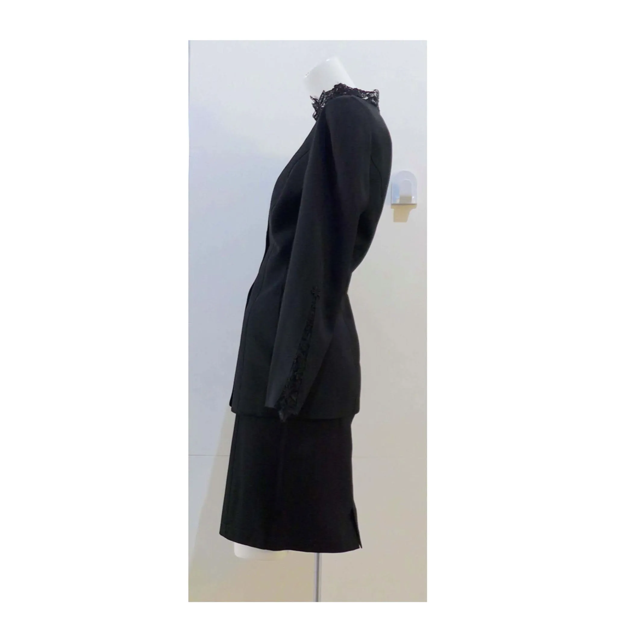 THIERRY MUGLER Black Skirt Suit With Lace Details Size 40