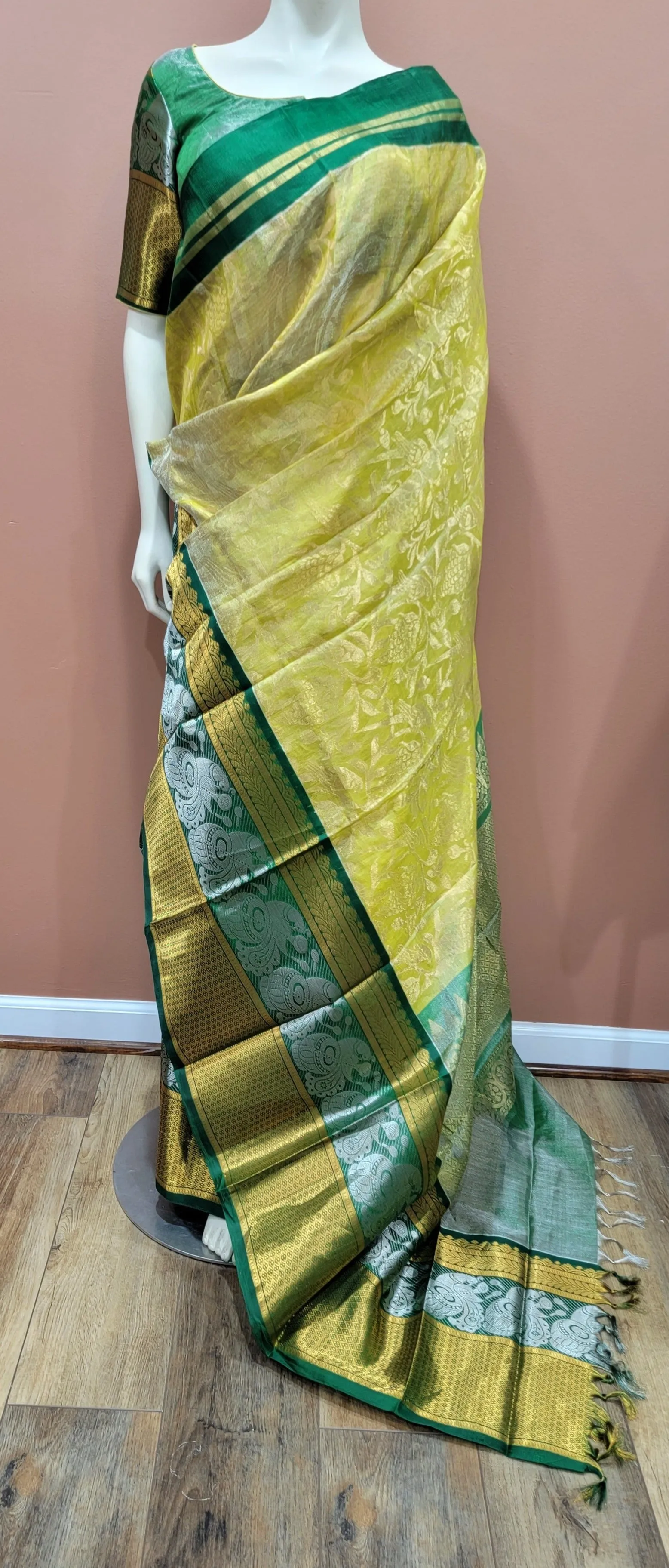 Tissue Kuppadam Saree w/ Blouse Collection