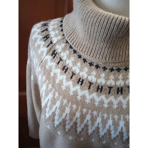 Tommy Hilfiger Women's Sweater Sz M Fair Isle Turtleneck Sweater Tan Brown NWT