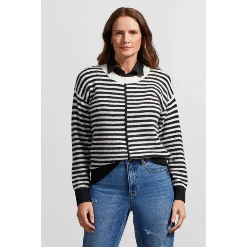 Tribal Button-Up Fooler Collar