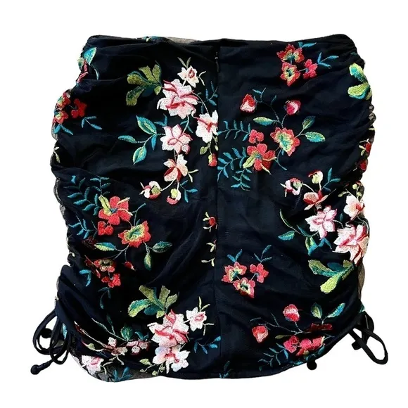 Tularosa Skirt Emily Floral Embroidered Mini Black Small