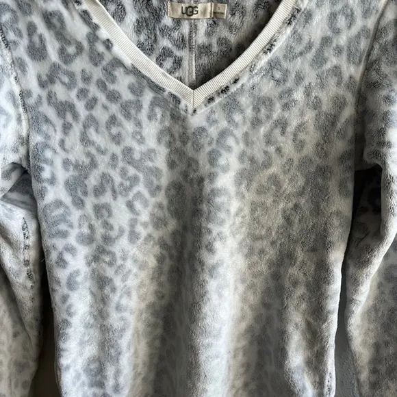 Ugg Women's Top Daisy Fleece Cotton Blend V-neck Long Sleeve Sweater Size S