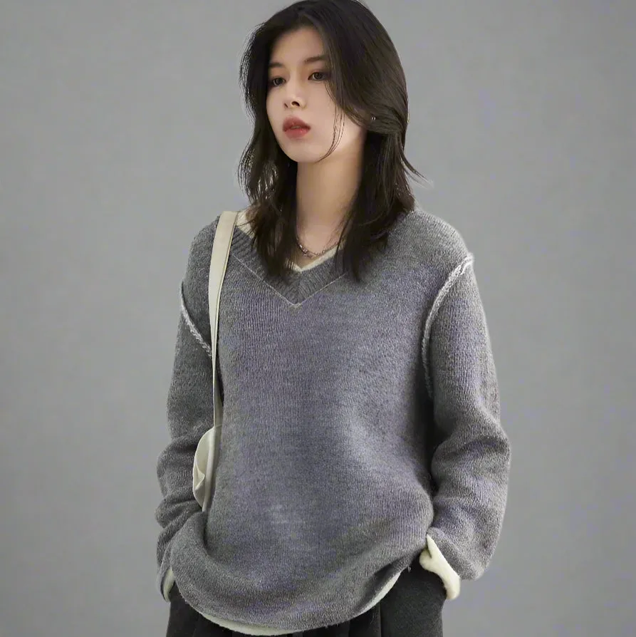 V-Neck Pullover