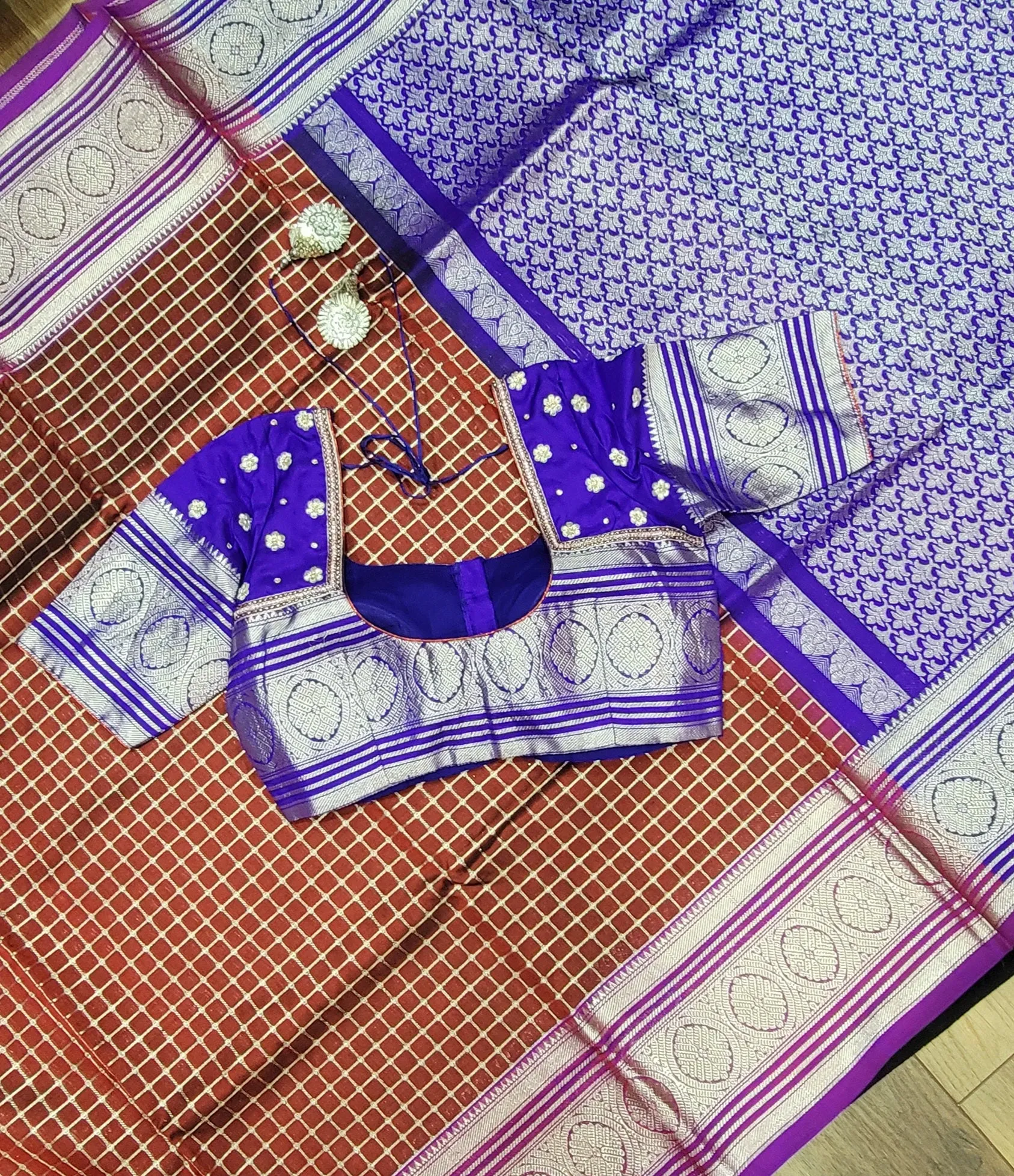 Venkatagiri Silk Saree w/ Blouse in Brown and Blue