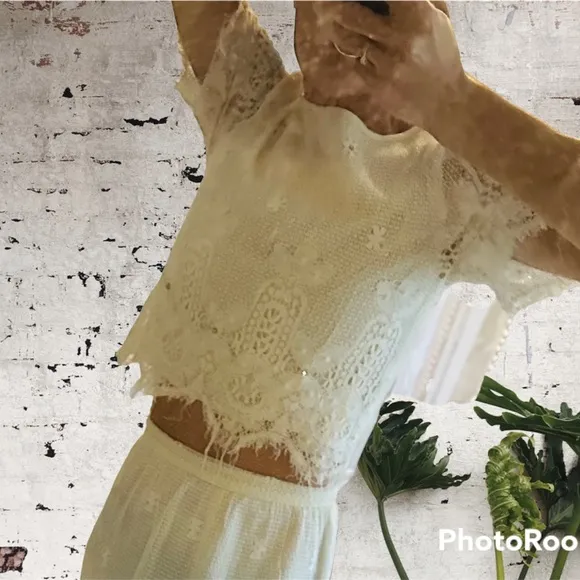 Vintage lace 2 piece shirt and skirt set boho wedding lace and jewel‎ fit size S
