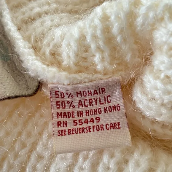 Vintage Tarazzia Sweater Cable Knit Mohair Turtleneck Pullover Medium Ivory