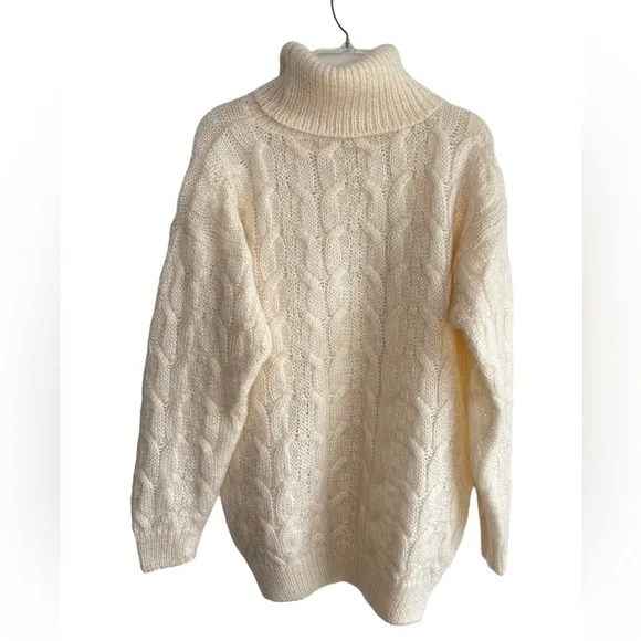 Vintage Tarazzia Sweater Cable Knit Mohair Turtleneck Pullover Medium Ivory
