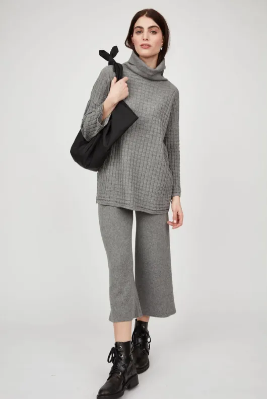 Waffle Knit Sweater in Grey
