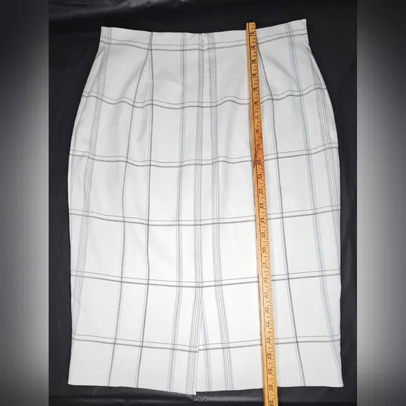 White House Black Market Windowpane Pencil Skirt Size 8