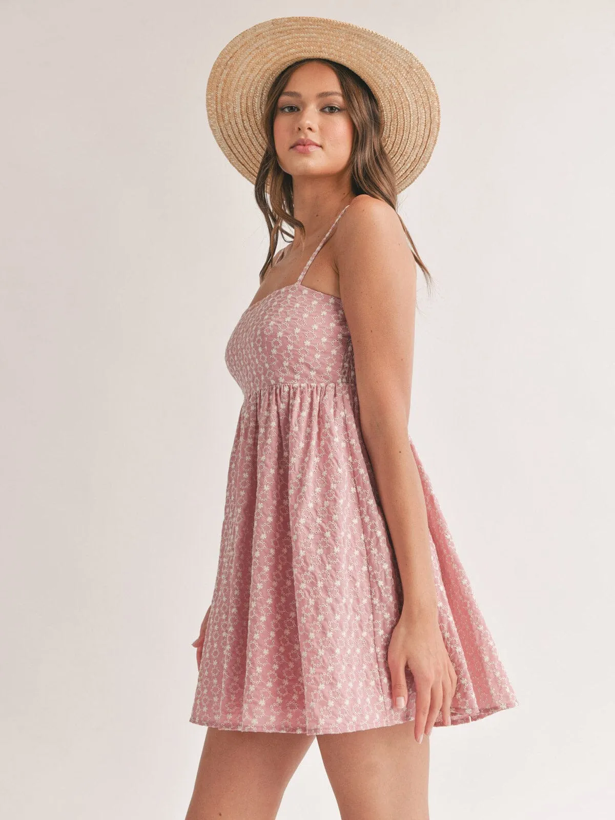 WOMEN'S SLEEVELESS FIT & FLARE EMBROIDERY MINI DRESS