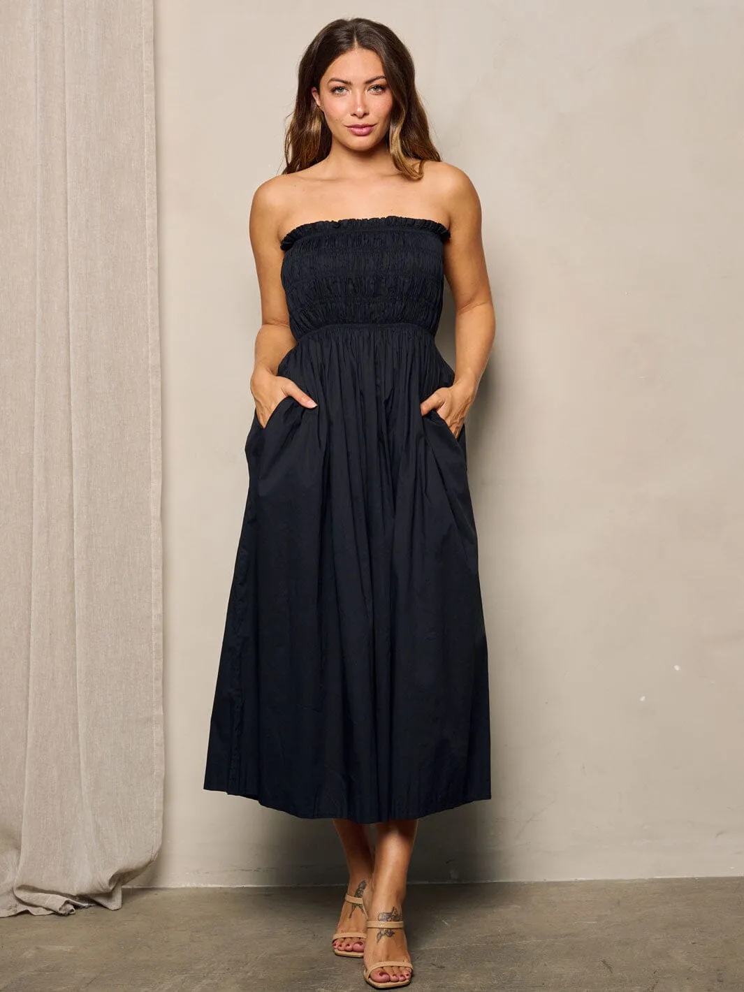WOMEN'S SLEEVELESS POCKETS SMOCK FIT & FLARE MIDI DRESS