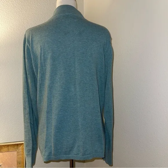 Woolrich 100% Wool Mock Turtleneck Sweater in Aquifer Heather | L