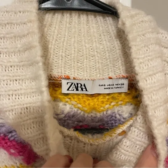ZARA Chunky Woven Knit Jacquard Rainbow Sweater Striped Weave Multicolor