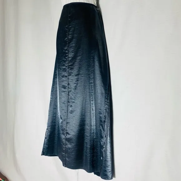 Zara Metallic Pencil Skirt Blogger Favorite Size M