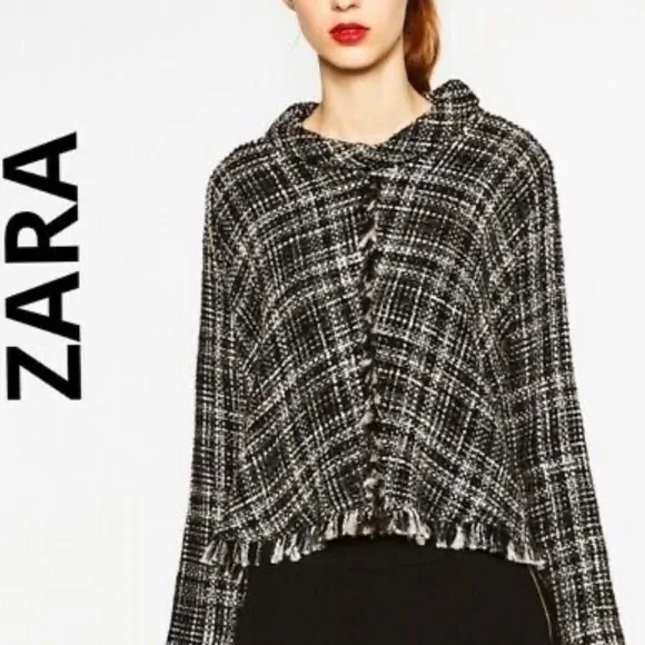 Zara Women's || Frayed Tweed Black Forest Sweater/Pullover/Poncho; Size Small