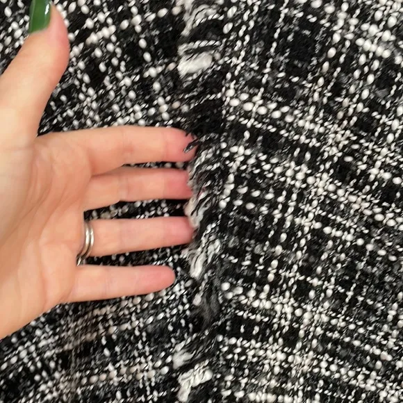 Zara Women's || Frayed Tweed Black Forest Sweater/Pullover/Poncho; Size Small